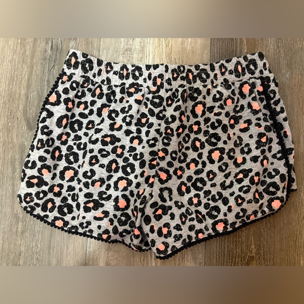Justice Leopard Print Shorts Girls Size 12 Gray Animal Print Summer Shorts - Picture 2 of 3